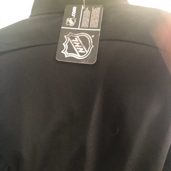 Brand new men’s Boston Bruins quarter zip - Picture 11 of 15